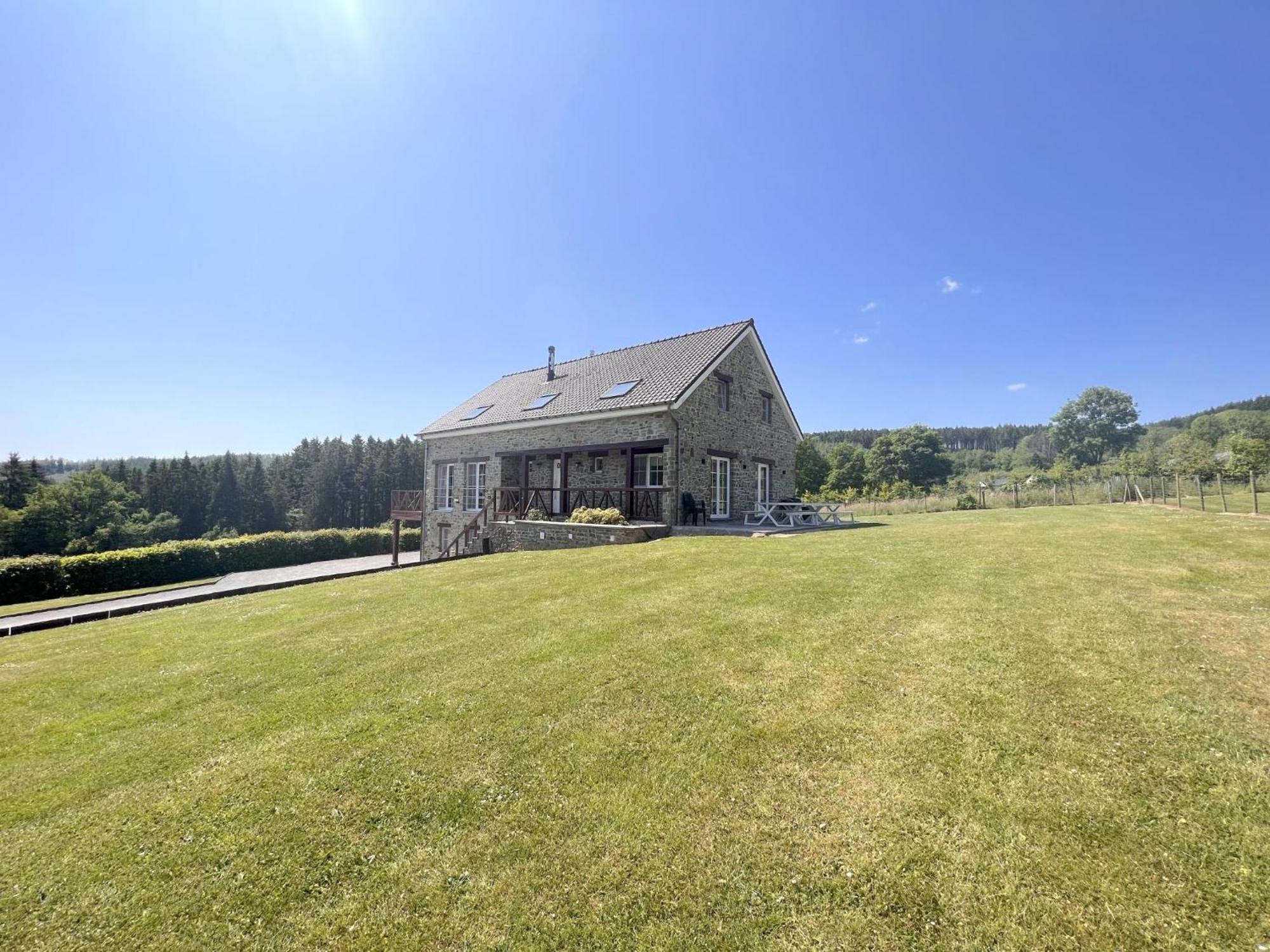 Villa Sur Les Thiers Lierneux Exterior foto