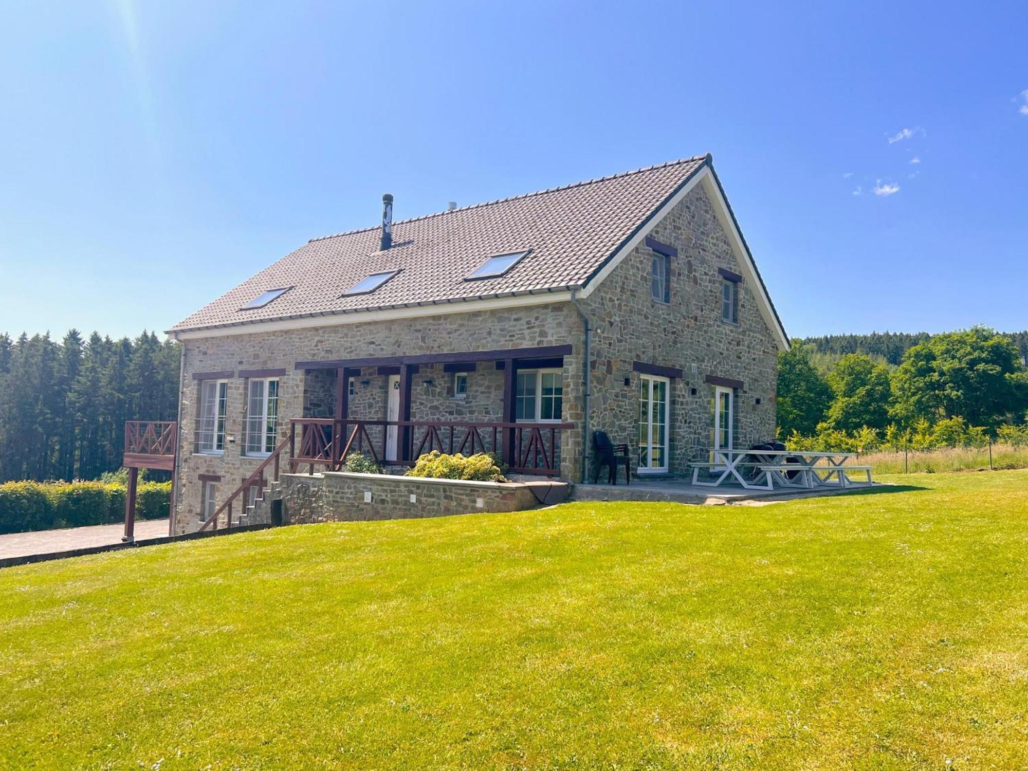 Villa Sur Les Thiers Lierneux Exterior foto